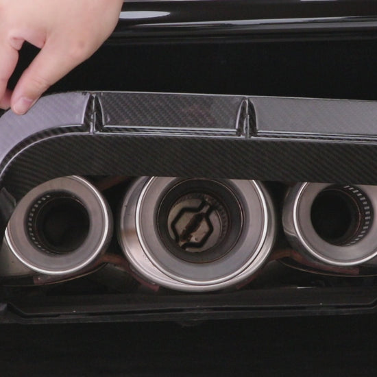 Carbon Fiber Tail Throat Upper Trim Cover for 11th Gen Honda Civic Type R FL5 – Premium Exterior Upgrade