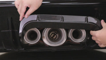 Carbon Fiber Tail Throat Upper Trim Cover for 11th Gen Honda Civic Type R FL5 – Premium Exterior Upgrade